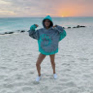 Meet your Posher, Mikayla